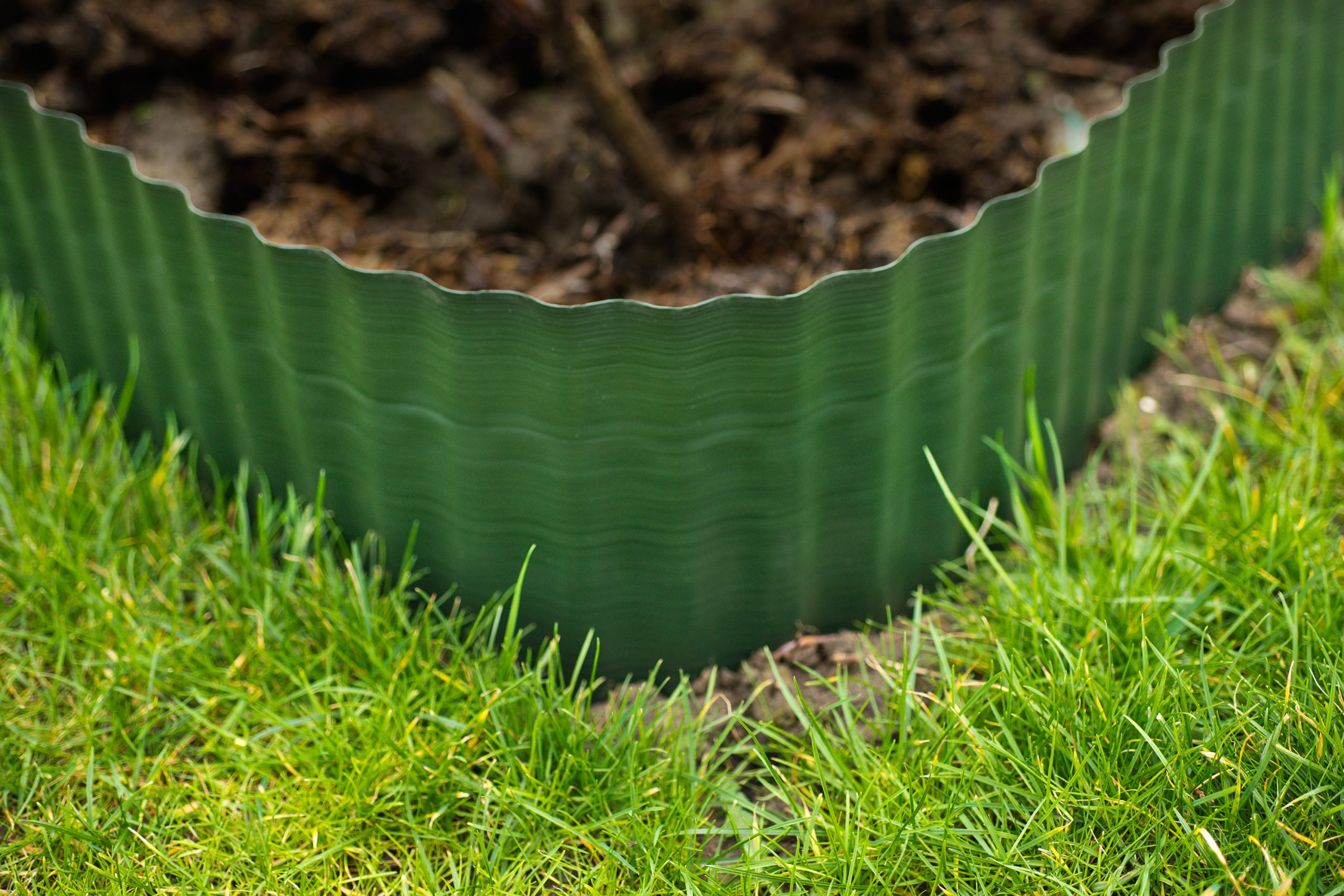 Gyepszegely_zold_9_cm_x_9_m_PE Gyepszegély zöld 9 cm x 9 m PE