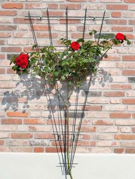 Metal futtató horganyzott V alakú 145x5/75 cm