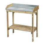 Növényültető asztal fából