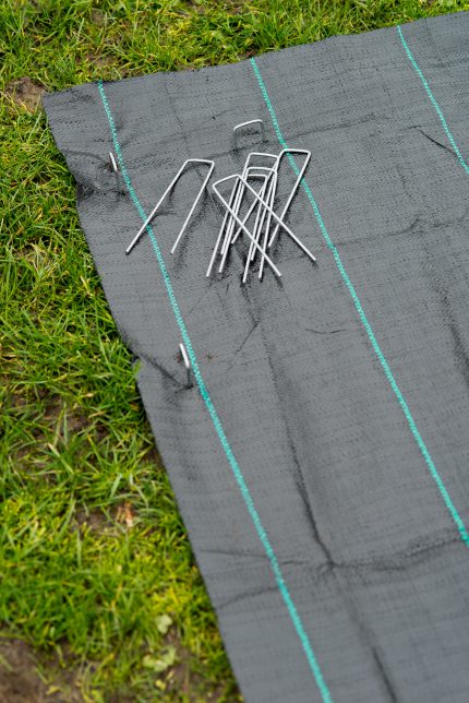 Talajtakaró rögzítő kampó 14x3x14cm 10db