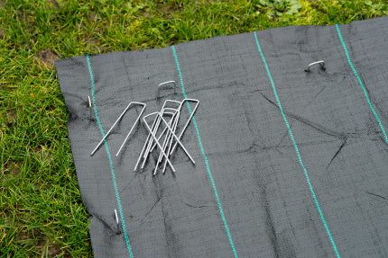 Talajtakaró rögzítő kampó 20x12cm átmérő 4mm 10db-os szett